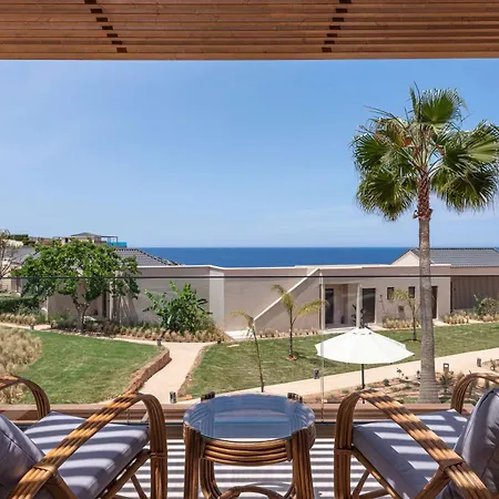 리조트 Isla Brown Chania Resort, Curio Collection By Hilton Stavrós