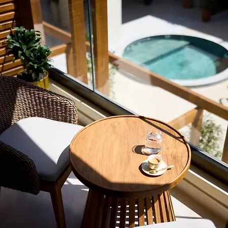 Isla Brown Chania Resort, Curio Collection By Hilton Station touristique Stavrós